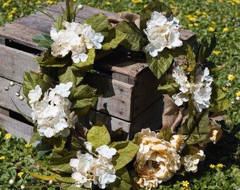 SALE!! Silk Flower Wreath