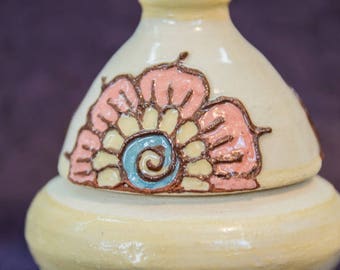 keepsake ring box, secret note box, prayer note box, wedding ring holder, box with flowers, handmade ceramic box