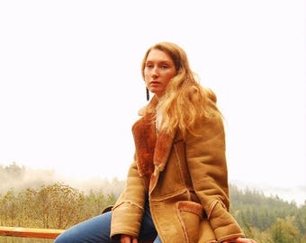 Summer SALE Vintage Suede Shearling Coat, 70's Hippie Sheepskin Coat, Fall Winter Boho Fur Lined Suede Leather Coat, 1970's Tan Lambskin Lea