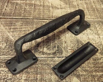 Large Heavy Duty Barn Door Handle with inset flush pull handle in Matte Black