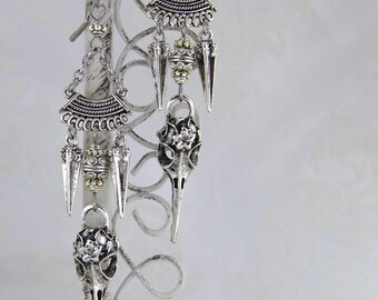 0401~Earrings with Skull Pendant