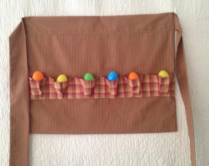 Small Egg Gathering Half Apron. Stripe and Plaid Woven Linen Kids Egg Harvesting Apron with Six Pockets. Stylish Chicken Lover Gift