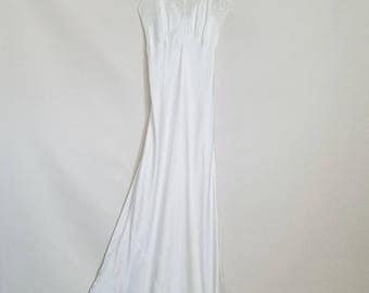 Vintage White Satin Nightgown w Tied Shoulder - 1930/40's Bias Cut Maxi Nightie w Bow - Art Deco Full Length Gown - Vintage Bridal -Size XXS