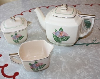 Art Deco Leigh Ware Hydrangea Tea Set: Teapot, Creamer, Sugar, Leigh Potters