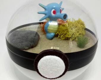 Pokedome Pokemon Terrarium - Horsea (Medium)