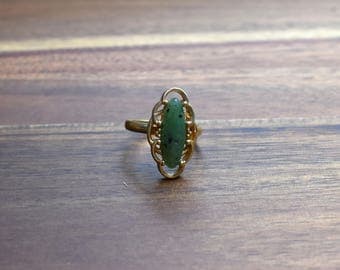 Vintage Sarah Coventry, Faux Jade Adjustable Ring