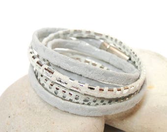 White and grey double wrap leather bracelet