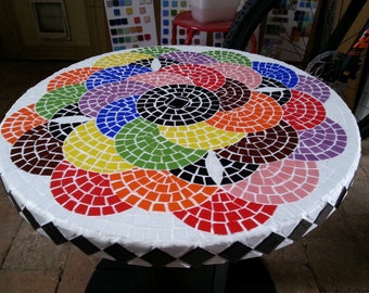 Touret noir rosasse multicolore mosaïque