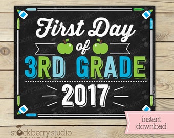 First Day of 3rd Grade Sign - Boy 1st Day of School Printable - First Day of School Sign - Photo Props - Chalkboard Sign - Instant Download