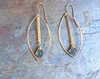 Calliope Freshwater Pearl and Labradorite Spine Earrings