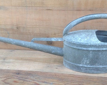 Zinc watering can with very long pourer