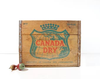 Vintage Wood Soda Pop Crate / Canada Dry Wooden Crate / Rustic Storage