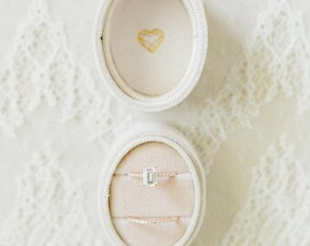 VELVET RING box, wedding rings box, french ring box, vintage velvet ring box, engagement wedding ring box, vintage style, gift for mrs. ring