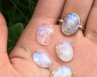 Moonstone Ring, sterling silver moonstone ring, rainbow moonstone ring, dainty moonstone ring, oval moonstone ring, silver moonstone ring