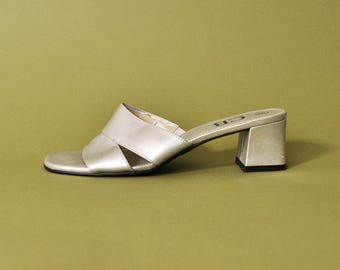 Minimal Silver Sandals, Block Heel Sandal Pumps, 90s Minimal Pumps, 90s Minimal Sandals, 90s Mules, 90s Minimal Slides US Size 8