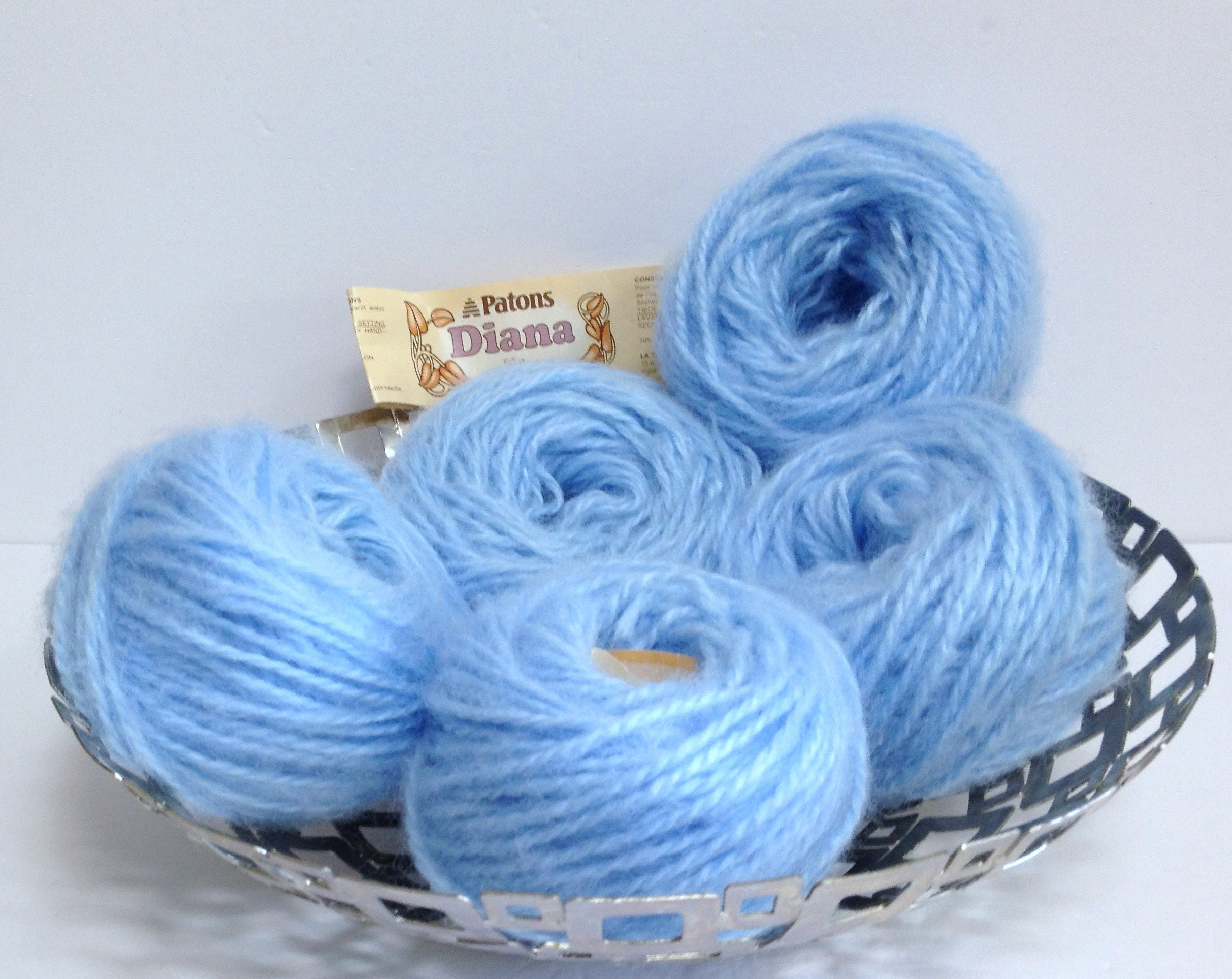 Baby Blue Chunky Yarn, Patons Diana Thick Yarn Bundle Soft Yarn for