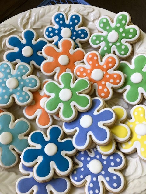 Large Flower Cookies 1 Dozen