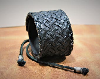 Black leather viking cuff, viking leather cuff, leather armor, viking bracer, celtic leather, faire leather cuff, tooled leather bracelet
