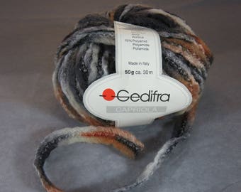 Pelote Laine, laine fantaisie, Gedifra Capriola, laine boheme, pelote gris noire marron, laine vierge, création tricot crochet