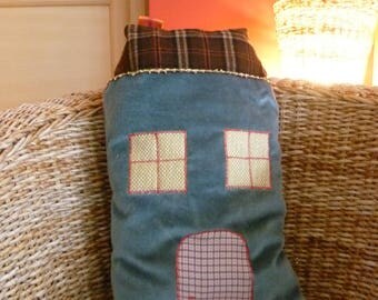 HOUSE SHAPED CUSHION