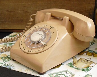 Vintage Beige Rotary Dial Desk ITT Telephone, Old Rotary Desk Phone, Home and Office Telephone, Old Tan Rotary Phone, Classic Landline Phone