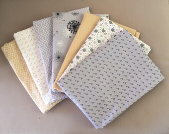 LOT 7 COUPONS 30 x 35 cm grey and yellow patchwork fabric