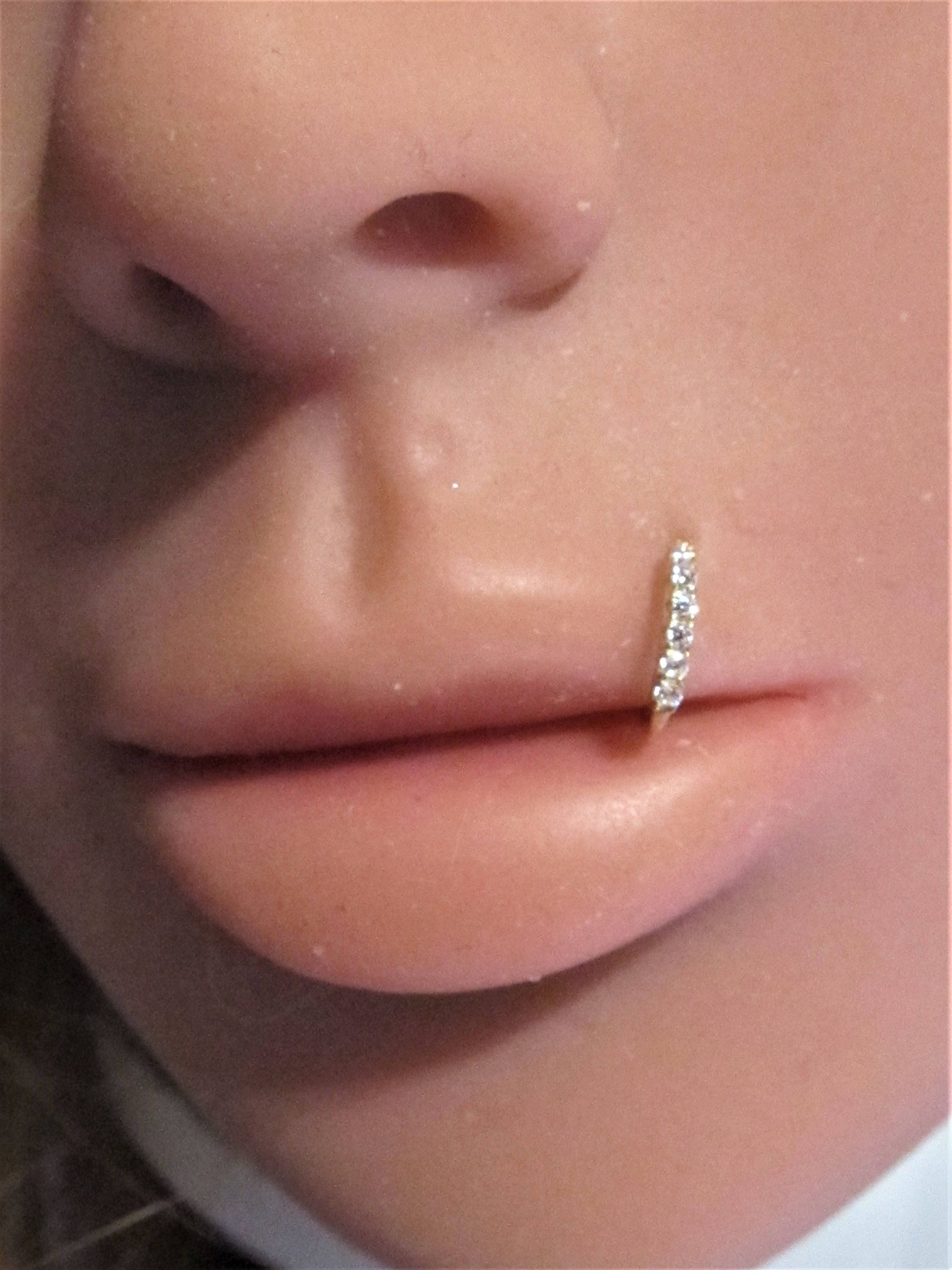 14kt Solid Yellow Gold Lip Piercing Ultimate Hoop