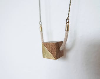 Cubic geometric necklace | Wood cube and brass piece 100% handmade | limited series