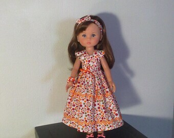 Beautiful long dress with white dots