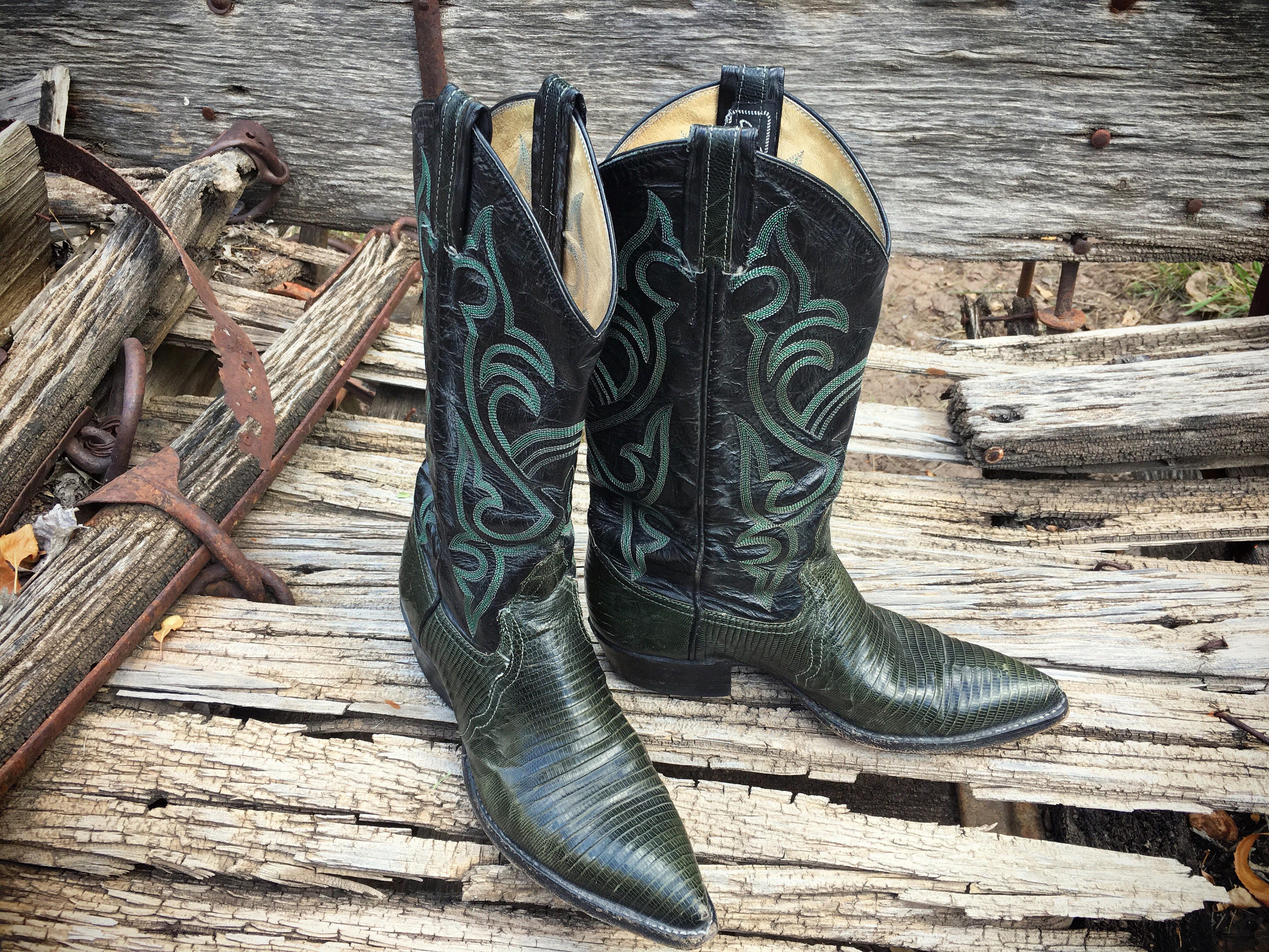 1970s well-worn Larry Mahan green Teju Lizard cowboy boots Women's size ...