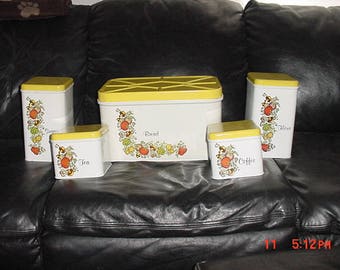 Vintage J.Chein Company Housewares Metal Bread Box & Canisters Set 17 - 970