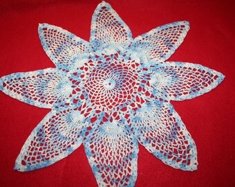 Vintage Hand Crocheted Doily- Pineapple design- 13 inch