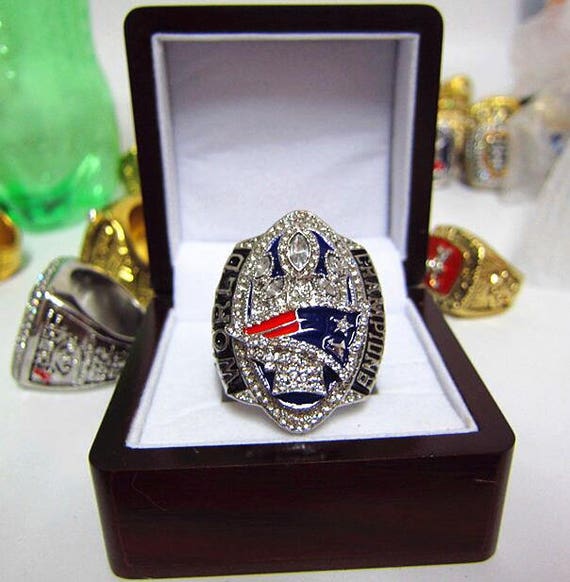 New England Patriots Super Bowl 51th replica championship ring