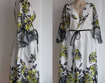 White Robe Dress, Bridesmaid Robes, Black White and Yellow Bridal Robe, Kimono Robes
