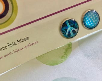 Boucles d'oreilles , peace , asymetriques , pois, hypoallergene, acier chirurgical, bleu , blue