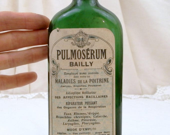 Antique French Cough Syrup "Pulmosérum" Medicine Green Glass Bottle with Original Paper Label from Paris, Apothecary, Belle Epoque France Antique French Cough Syrup "Pulmosérum" Medicine Green Glass Bottle with Original Paper Label from Paris, Apothecary, Belle Epoque France