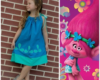 Poppy dress, Trolls birthday party, poppy costume, trolls costume , pillowcase dress,poppy trolls dress, princess Poppy