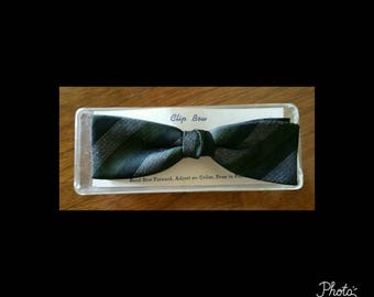 Mens vintage deadstock bow tie