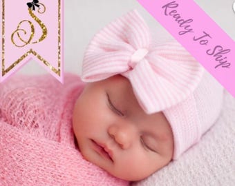 Baby hospital hat, girl hospital hat, newborn girl hat, hospital hat, baby bow hat, baby girl beenie, bow beanie girl, baby girl hat, girl