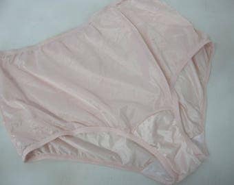 High waist Panties Pink Panties Vanity Fair Underpants Plus Size Size 10 Panties NEW