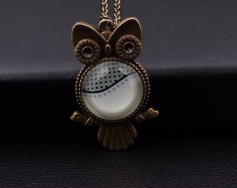 X 1 bronze OWL necklace and a white-gray glass cabochon