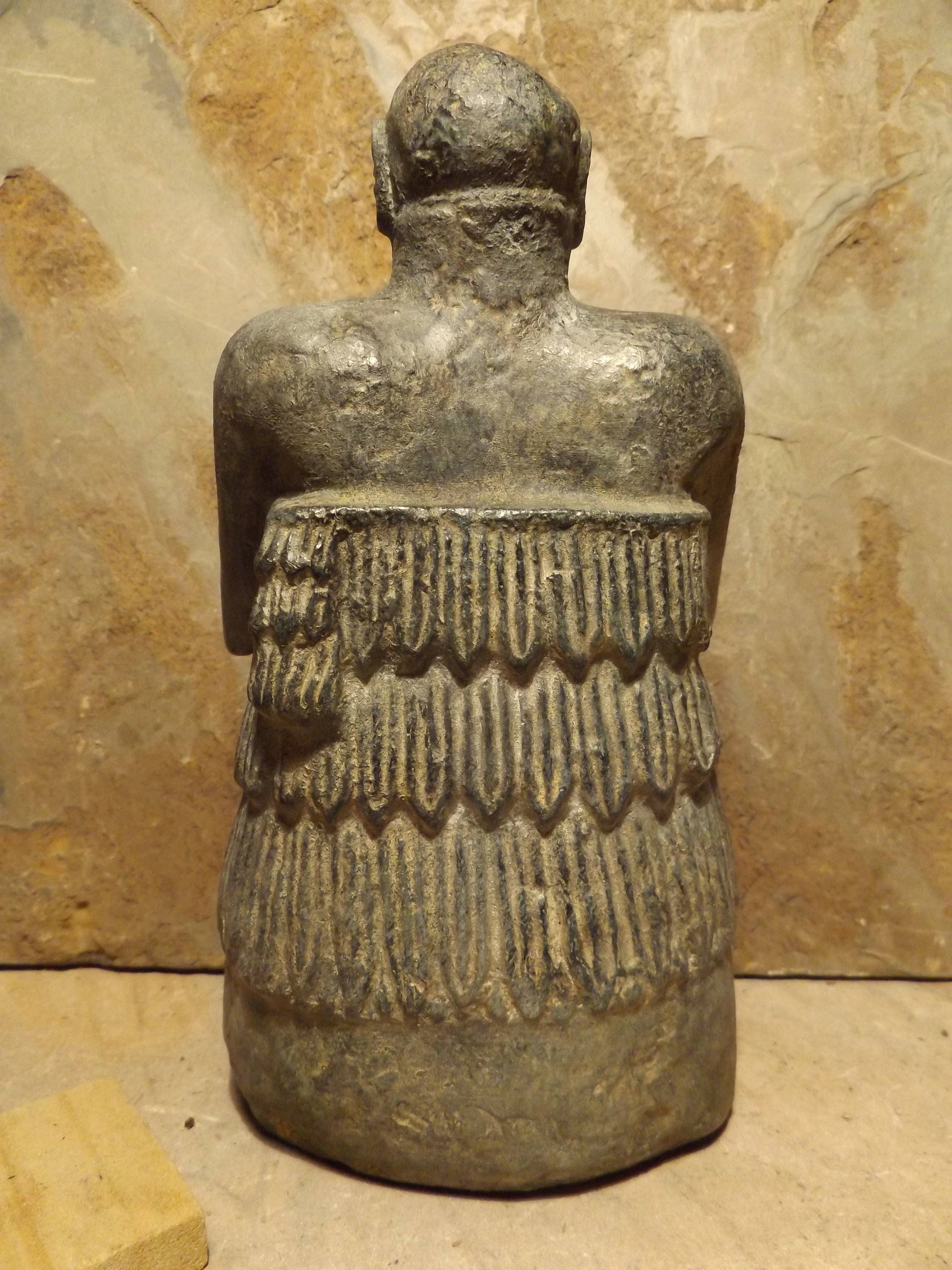 Sumerian temple statue Mesopotamia Replica of rare ancient
