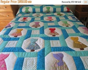 ON SALE: Sunbonnet Sue Quilt, Amish Quilt, Appliqued Quilt, Girls Quilt, Country Quilt,Hand Made Quilt, Blue Quilt,Queen Size Quilt,Quilted