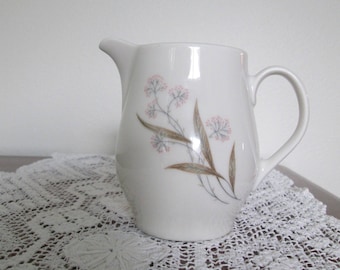 Syracuse Carefree True China Windswept Creamer #17187