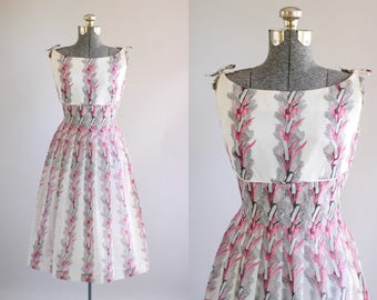Vintage 1950s Dress / 50s Cotton Dress / Horrockses Pink Empire Waist Botanical Print Dress M
