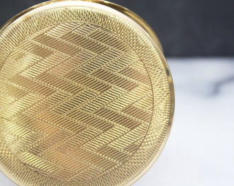 Powder Compact, Compact Mirror, Chevron Accessory, Geometric Pattern, Zig Zag Design, Makeup Compact, Travel Accessory - 1960's / 1970's