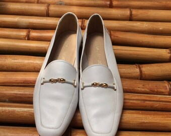 Enzo Angionlini White Leather Loafers, White Leather Flats, Brass Buckle, Genuine Leather, 1980's Women's 6.5 Shoes,