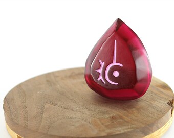 Final Fantasy 14 Soul of the Red Mage FFXIV Job Stone/Soul Crystal Keychain RDM
