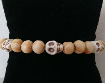 Skull bracelet and wooden beads