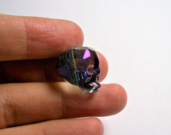 Crystal faceted skull - 1 pcs - 20mm - dark aurora mystic - SFB9